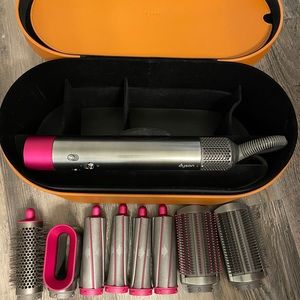 Dyson Air wrap with Accessories